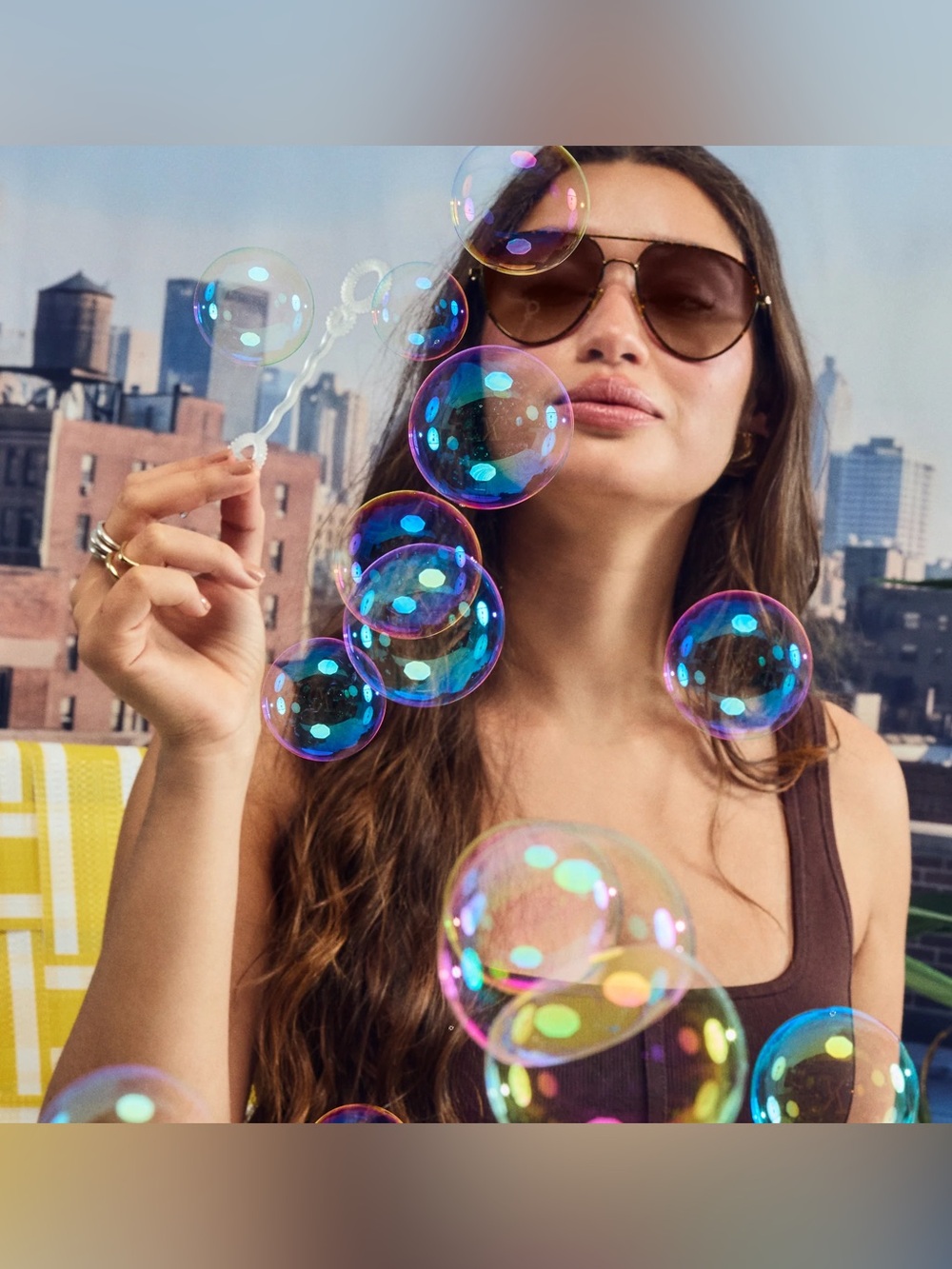 Quay Australia SAY LESS sunglasses
